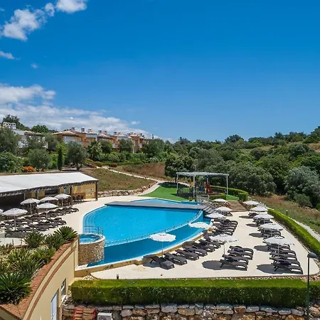 Vale Da Ribeira Residences Feriested