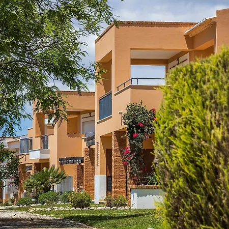 Vale Da Ribeira Residences Feriested