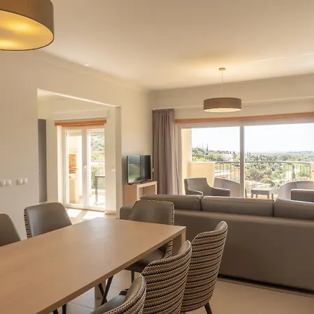 Vale Da Ribeira Residences Feriested