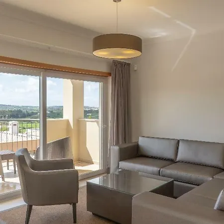 Vale Da Ribeira Residences Feriested 4*
