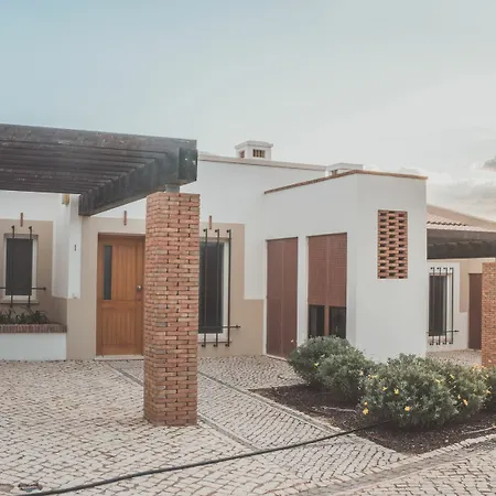 Feriested Vale Da Ribeira Residences 4*